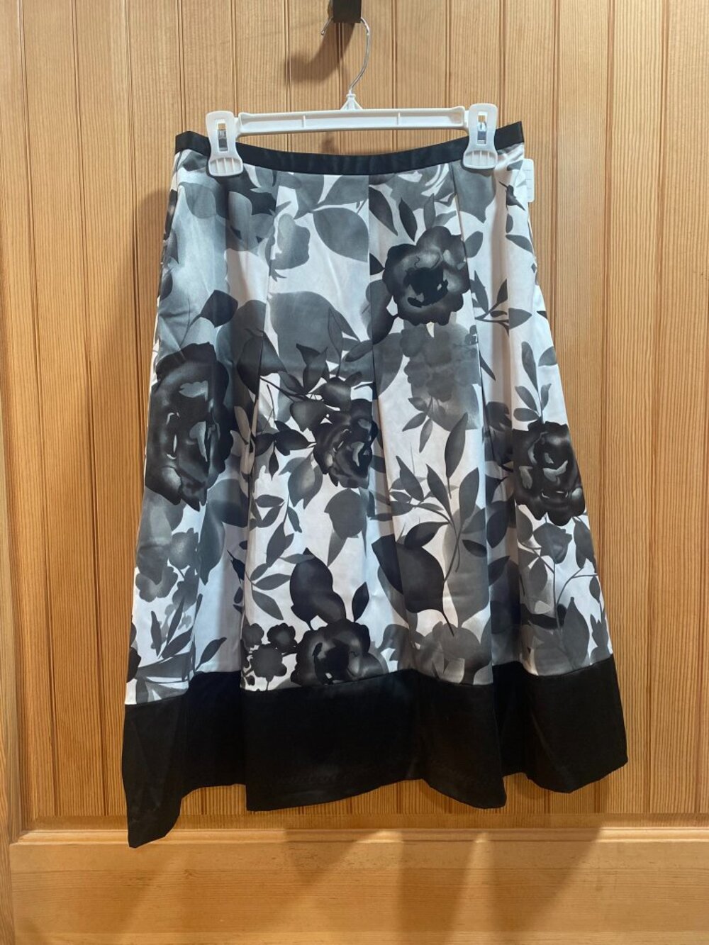 East 5th Floral Skirt